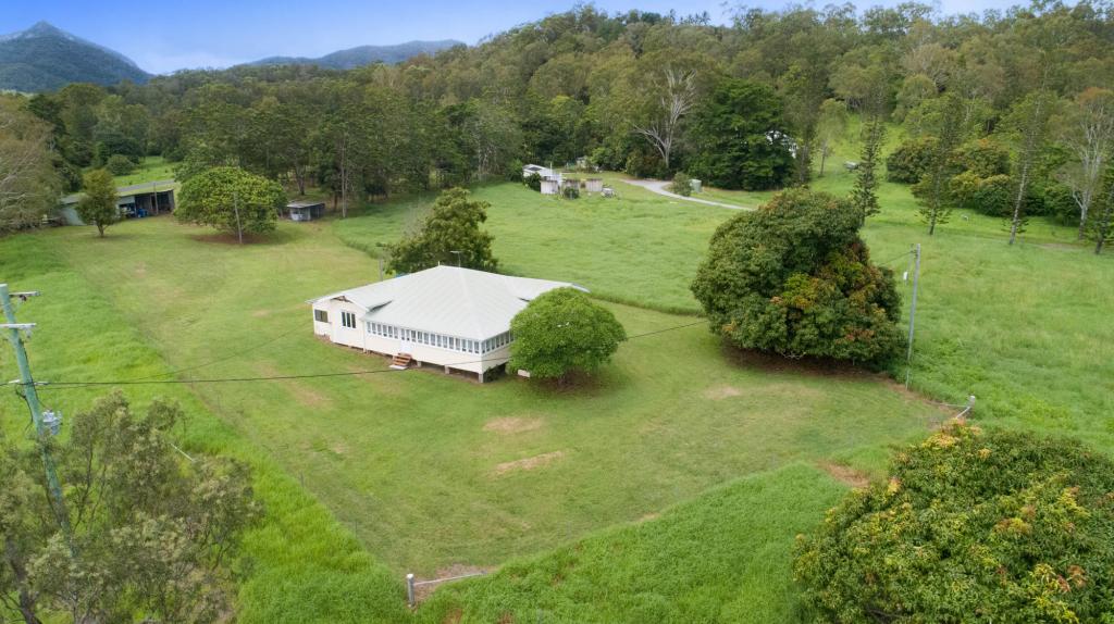 18 Andrew Fordyce Rd, Mount Jukes, QLD 4740