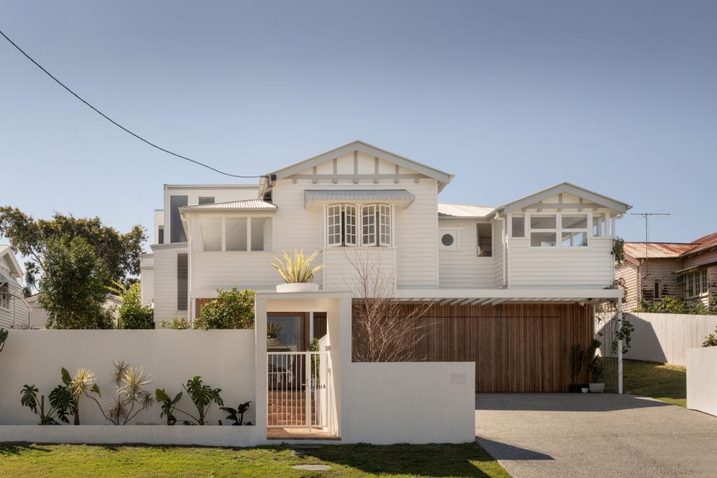 16 Daly St, Camp Hill, QLD 4152