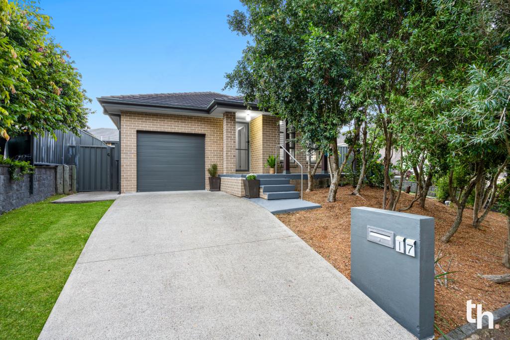 17 Serenity Cres, Fletcher, NSW 2287