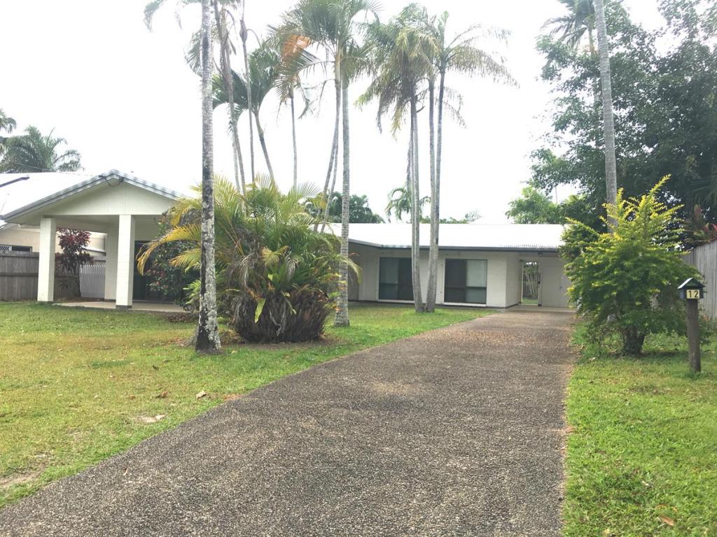 12 Thais St, Palm Cove, QLD 4879