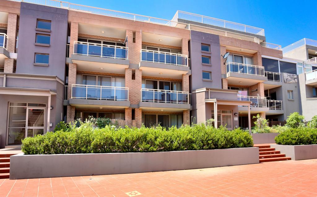 3/548-556 WOODVILLE RD, GUILDFORD, NSW 2161