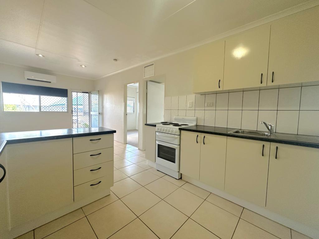 Unit 2/7 Kaeser Rd, Mount Isa, QLD 4825