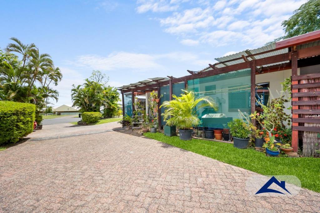 1/24 Girralong St, Woree, QLD 4868