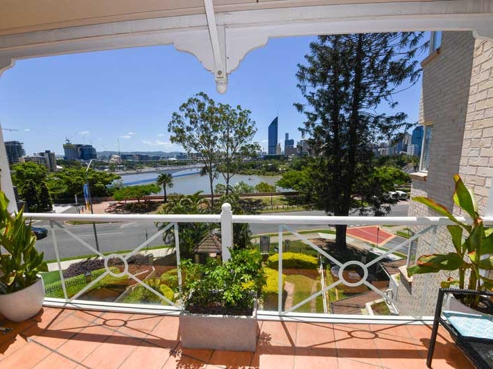 50/236 River Tce, Kangaroo Point, QLD 4169