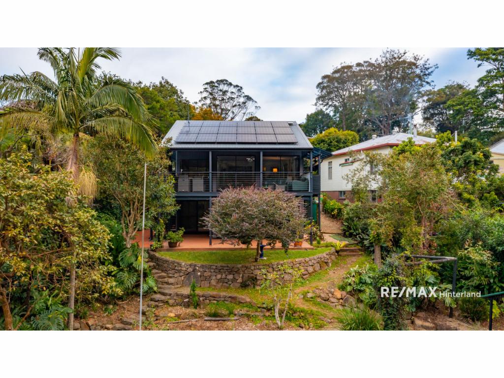 16 Beech St, Maleny, QLD 4552