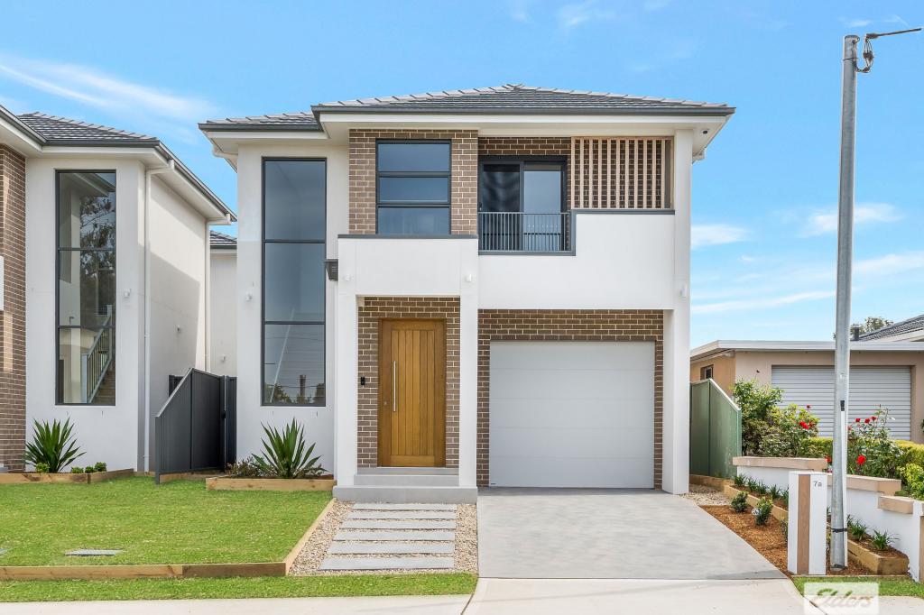 7a Burton Ave, Moorebank, NSW 2170