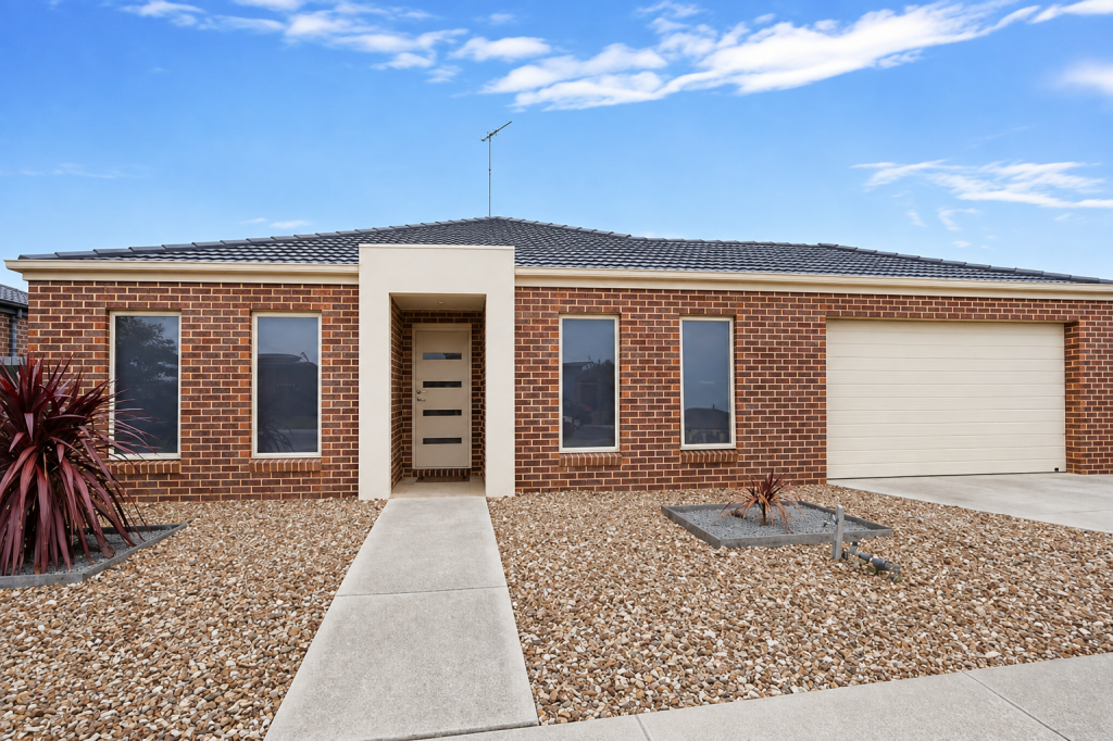 8 Tree St, Waurn Ponds, VIC 3216
