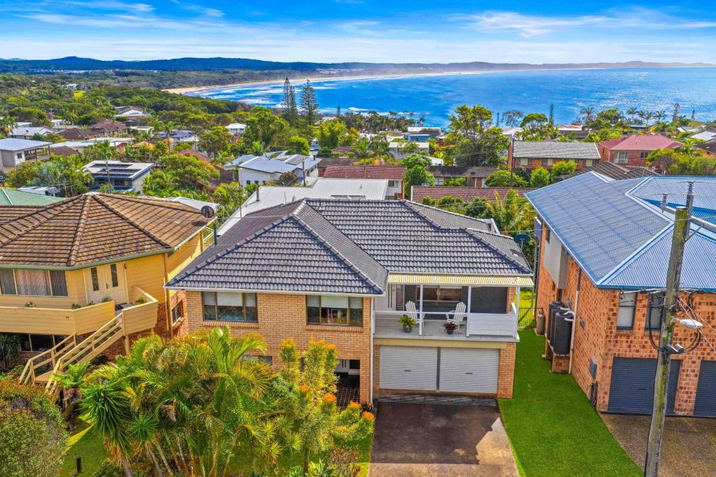 16 Seaview St, Bonny Hills, NSW 2445