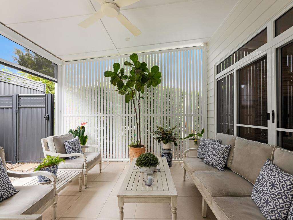 80/1 Latitude Bvd, Nikenbah, QLD 4655