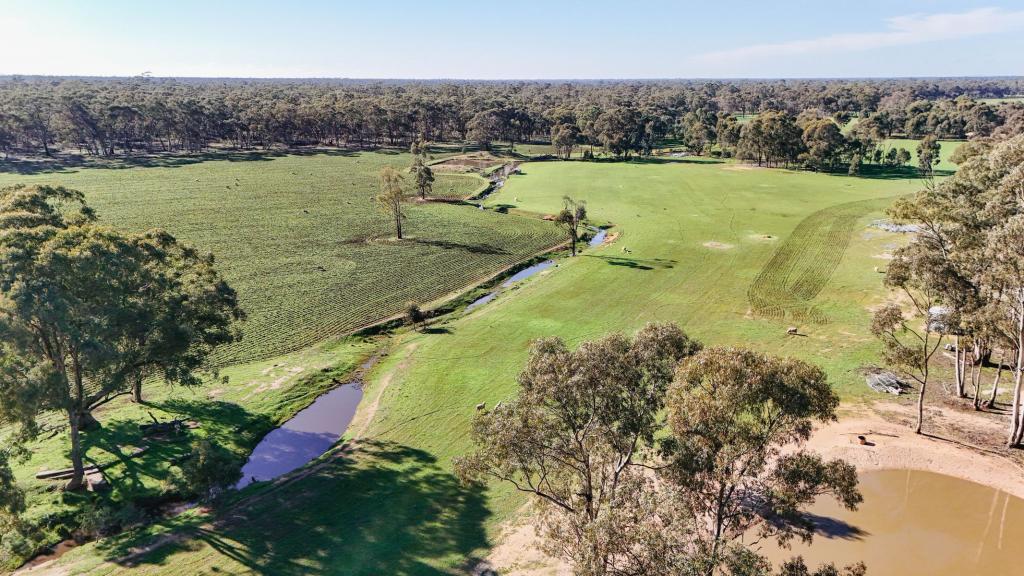 140 Adelaide Hills Rd, Huntly, VIC 3551