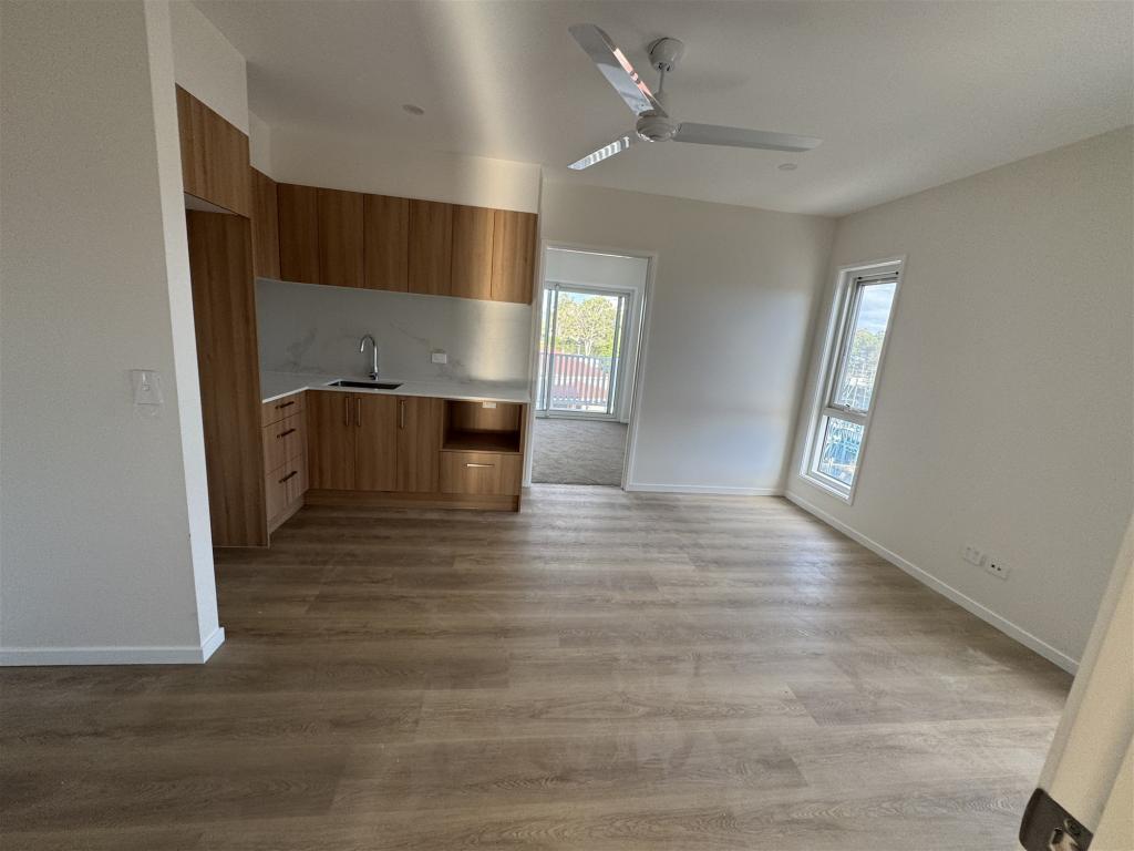 27b Cutbush Rd, Everton Park, QLD 4053