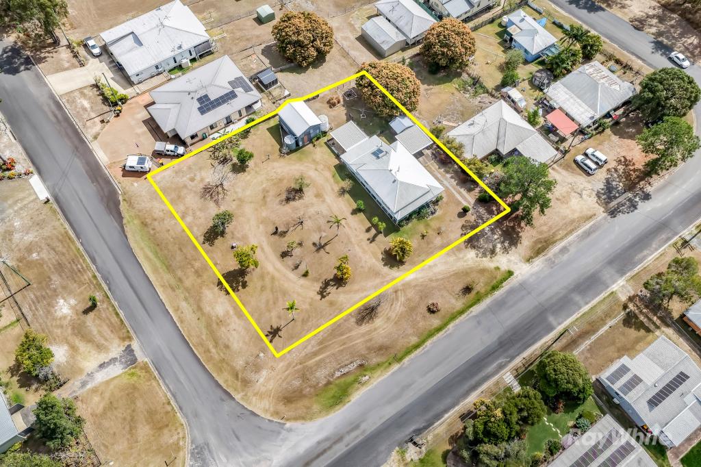 3 Manning St, Gin Gin, QLD 4671