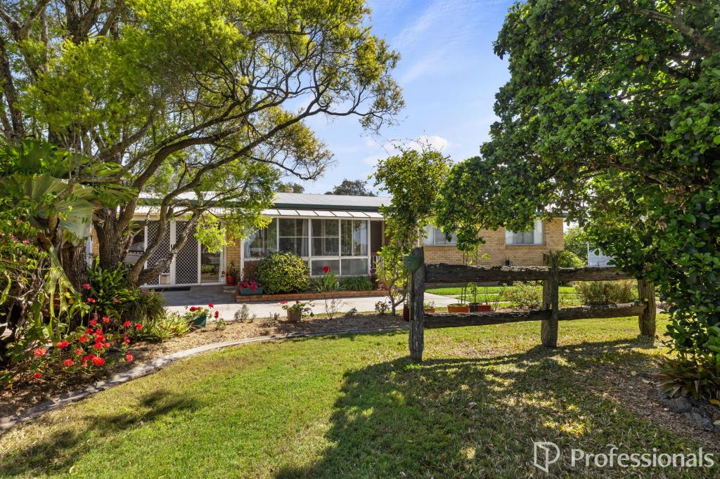 78 Exhibition Rd, Southside, QLD 4570