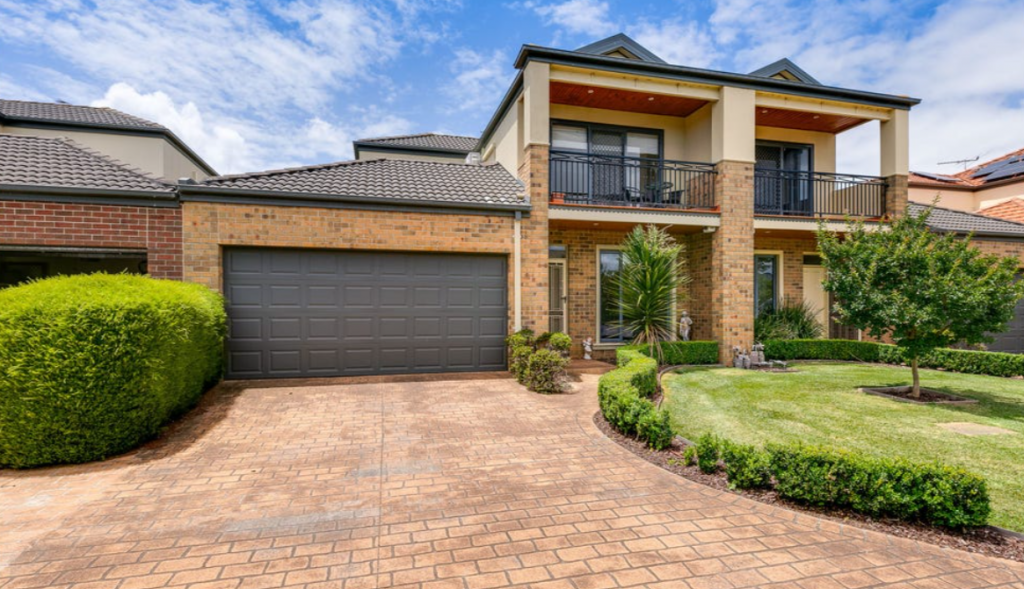 8/18-26 Marlesford Cres, Berwick, VIC 3806