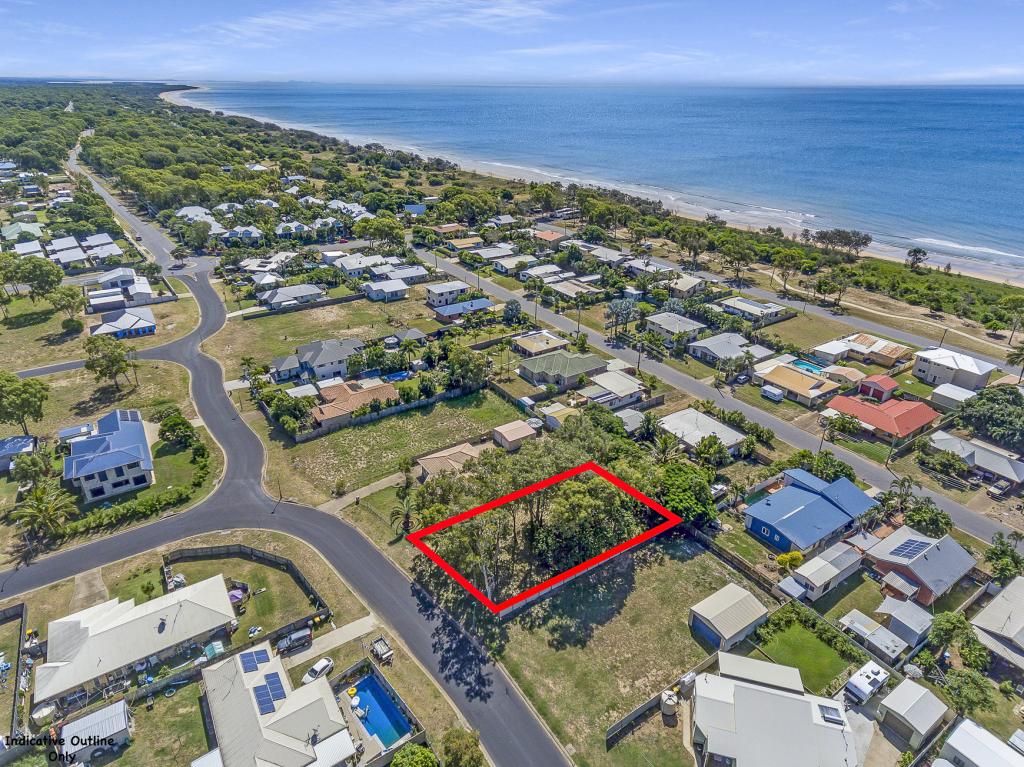 40 Acacia St, Moore Park Beach, QLD 4670