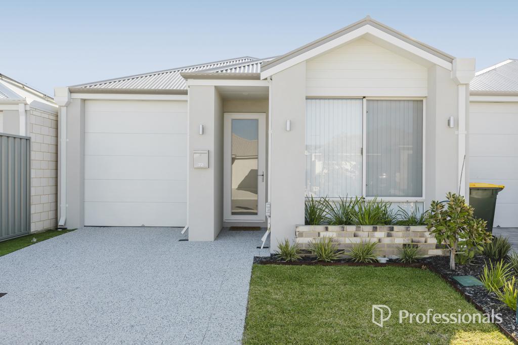 72 Buccaneer Rd, Eglinton, WA 6034