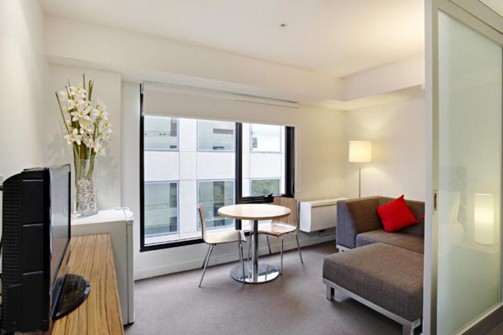 1221/572 St Kilda Rd, Melbourne, VIC 3000