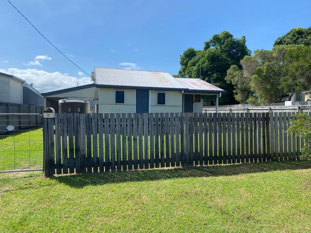 5 Place Ave, Sarina, QLD 4737