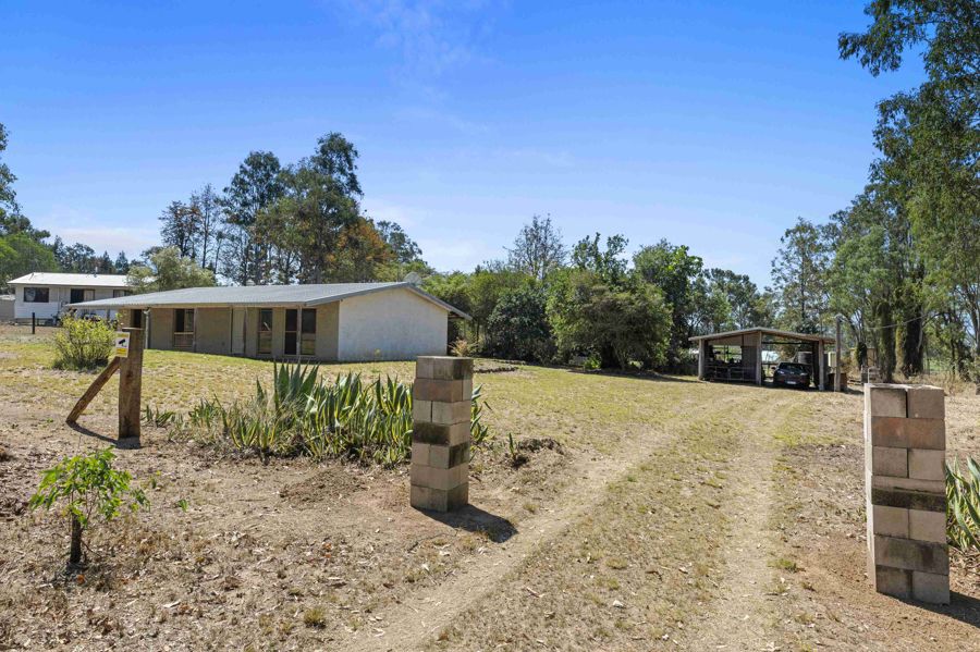 3 Broadbent St, Glastonbury, QLD 4570