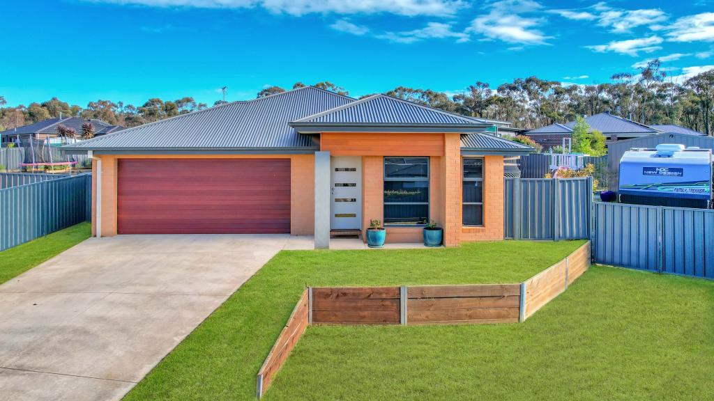 23 CENTRAL CT, MARYBOROUGH, VIC 3465