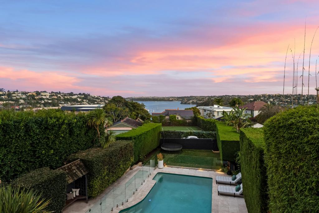 33 Ponsonby Pde, Seaforth, NSW 2092