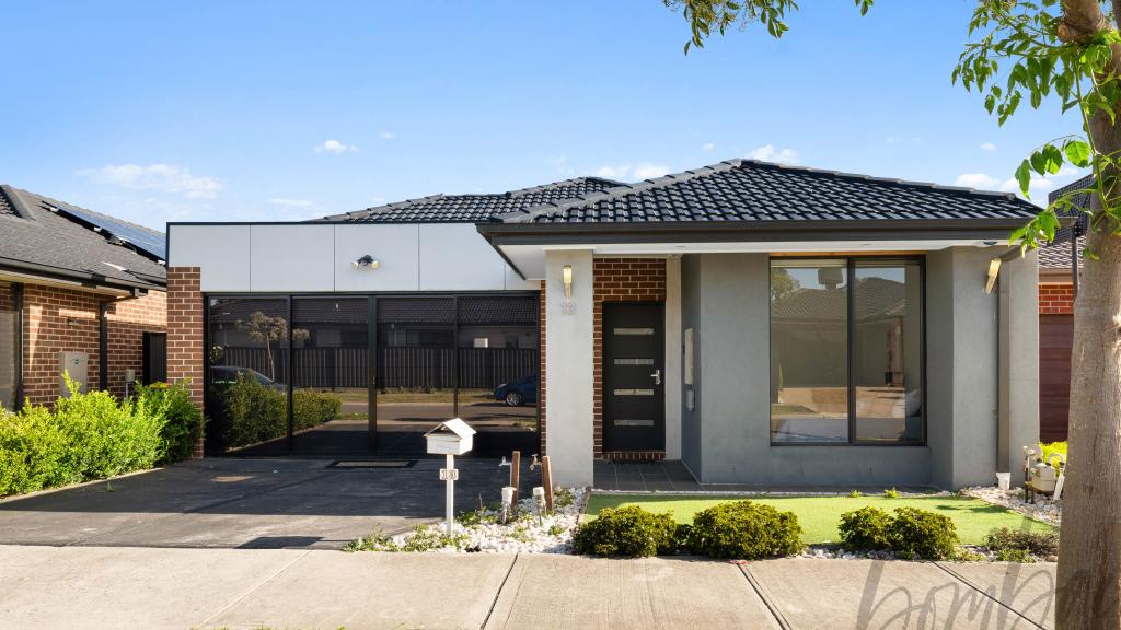 13 ANGOVE ST, CRAIGIEBURN, VIC 3064