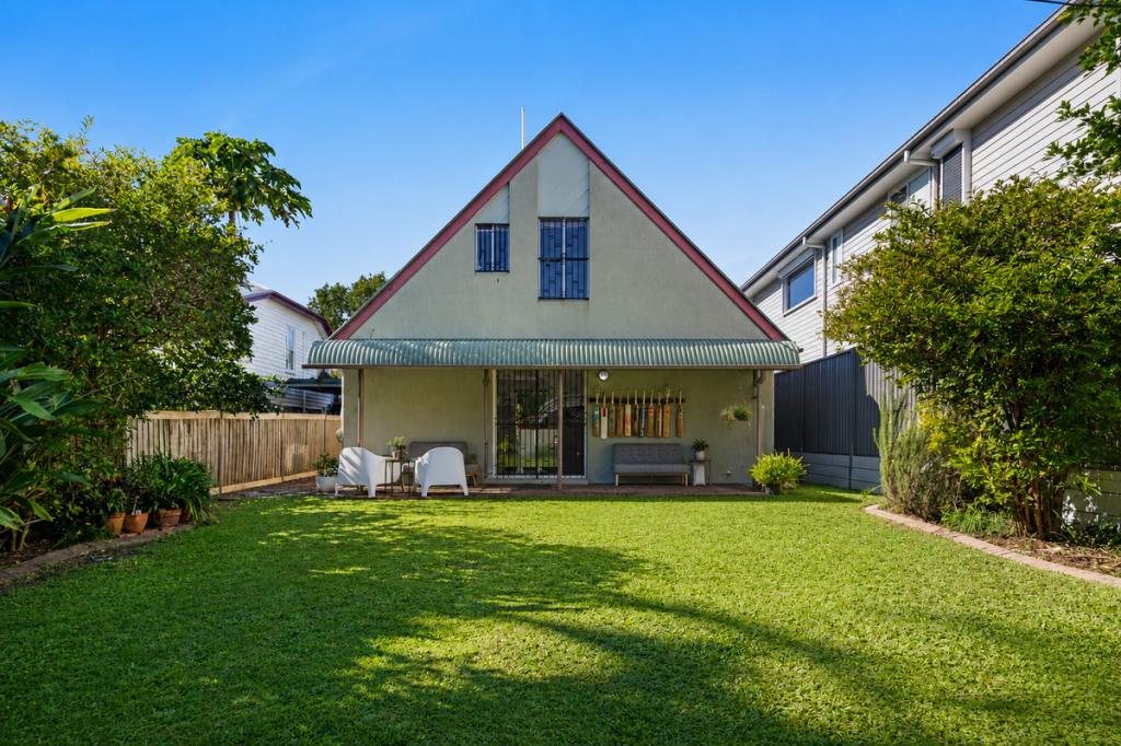 57 Marsh St, Cannon Hill, QLD 4170