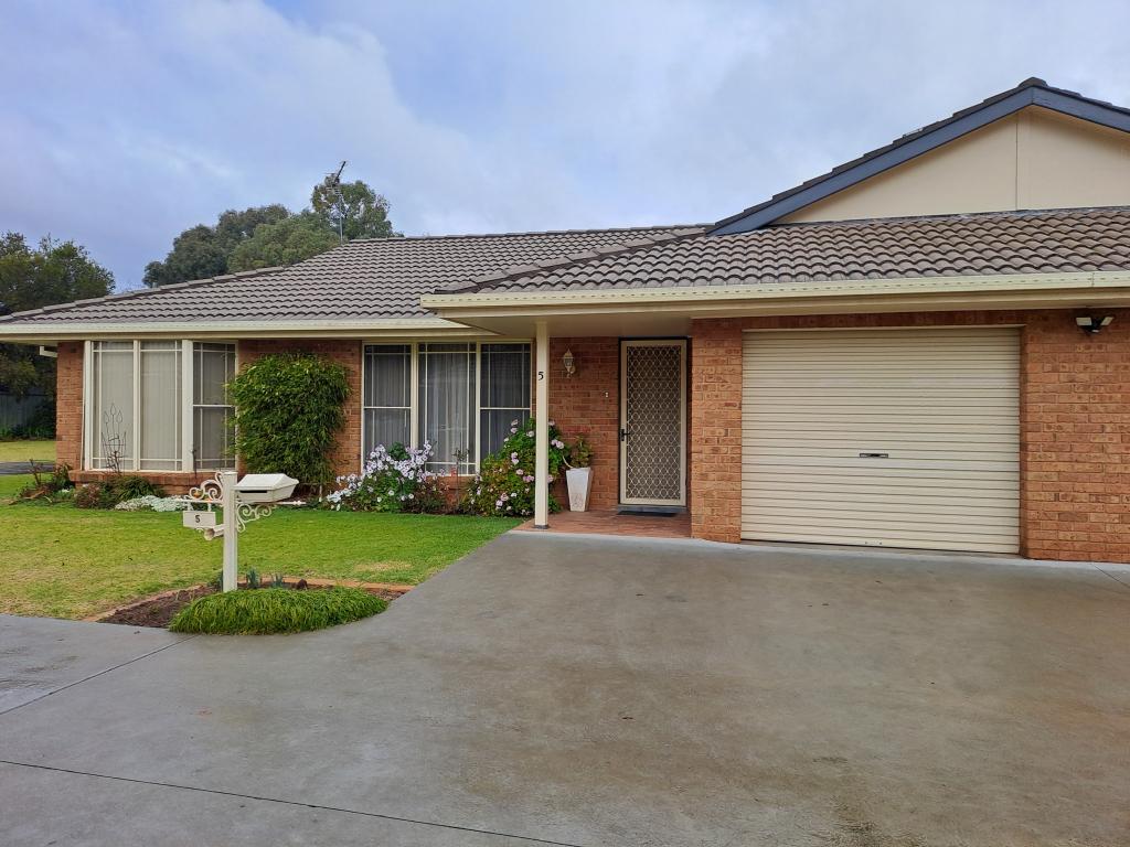 5/34-36 Warraderry St, Grenfell, NSW 2810