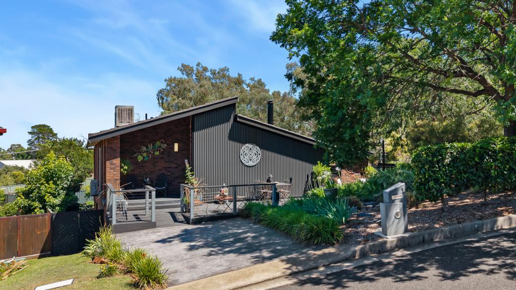 1 Woodburn Way, East Tamworth, NSW 2340