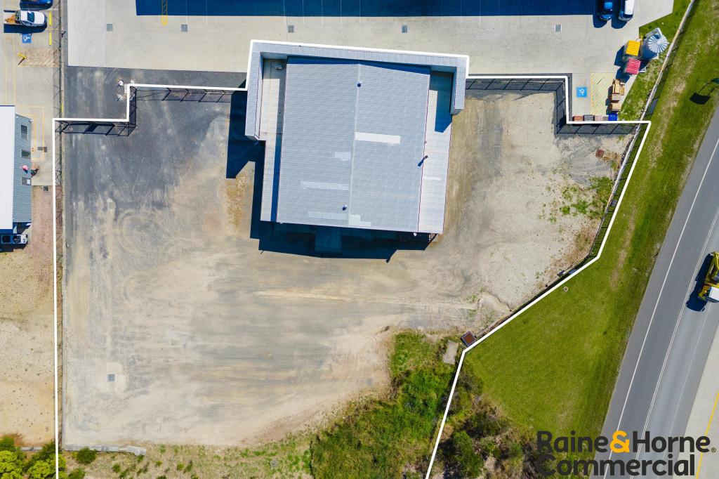 Yard + Building Area/11 Orontes Cl, Sancrox, NSW 2446