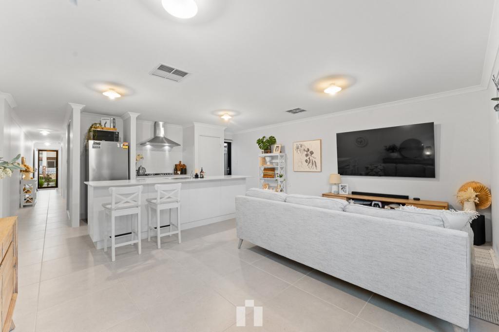 42 Turquoise Bvd, Treeby, WA 6164