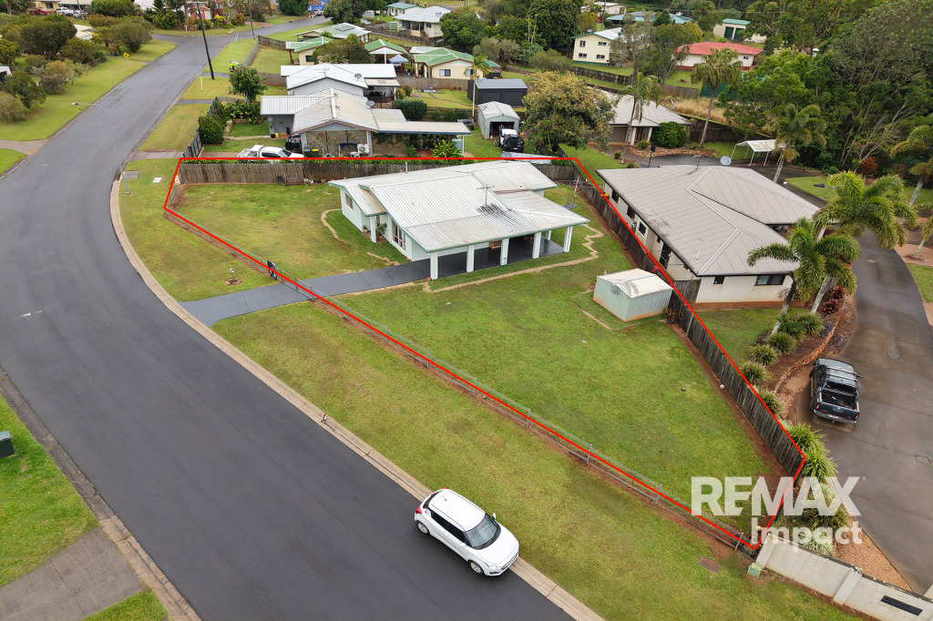 33 DANZER DR, ATHERTON, QLD 4883