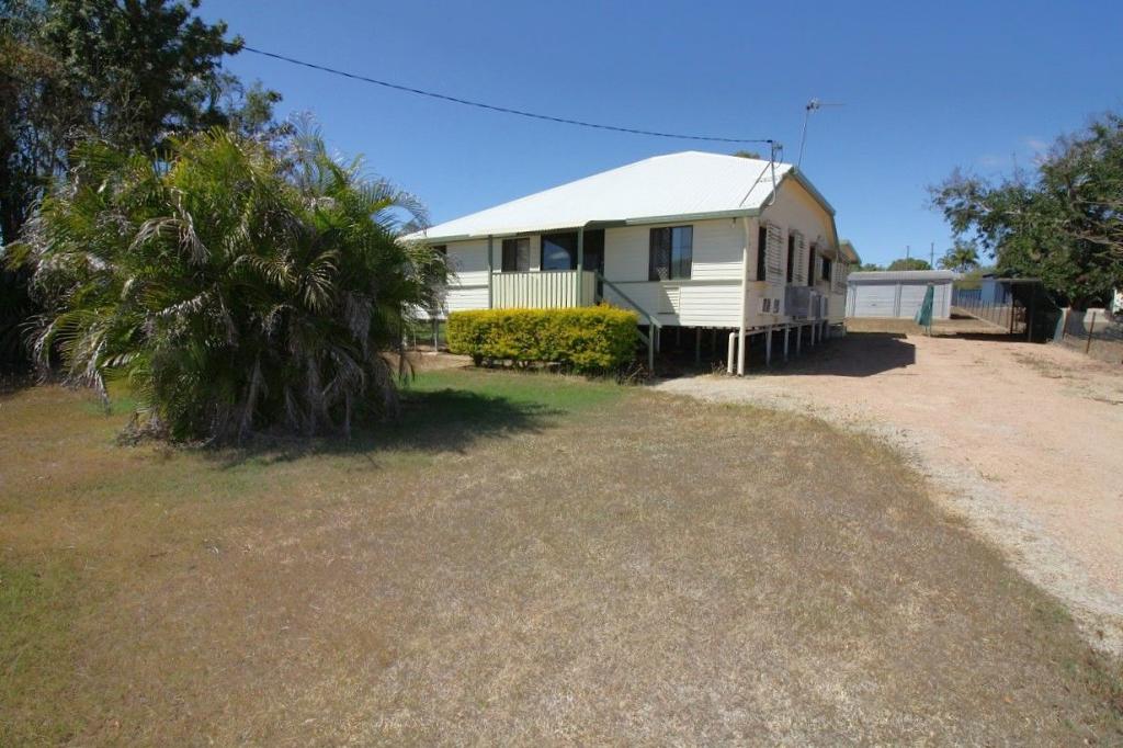 4 Aplin St, Charters Towers City, QLD 4820