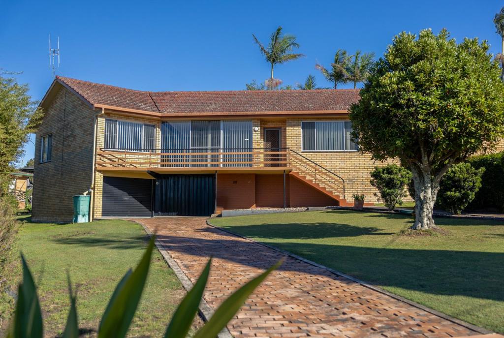 27 Nicoll Cres, Taree, NSW 2430