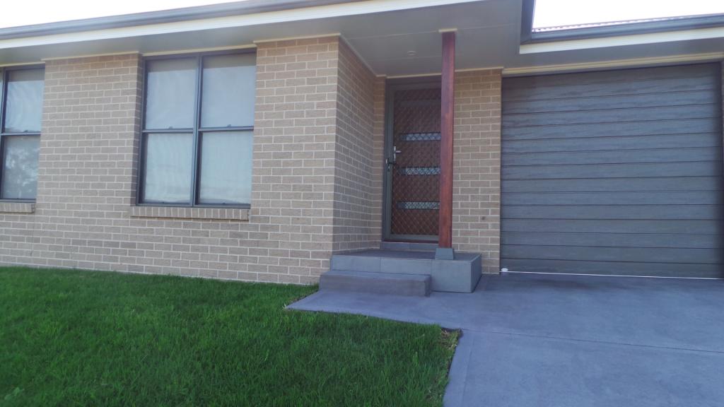 10 Meya Cres, Fletcher, NSW 2287