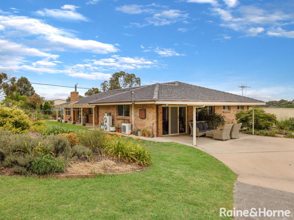 8 Delaware Cres, Robin Hill, NSW 2795