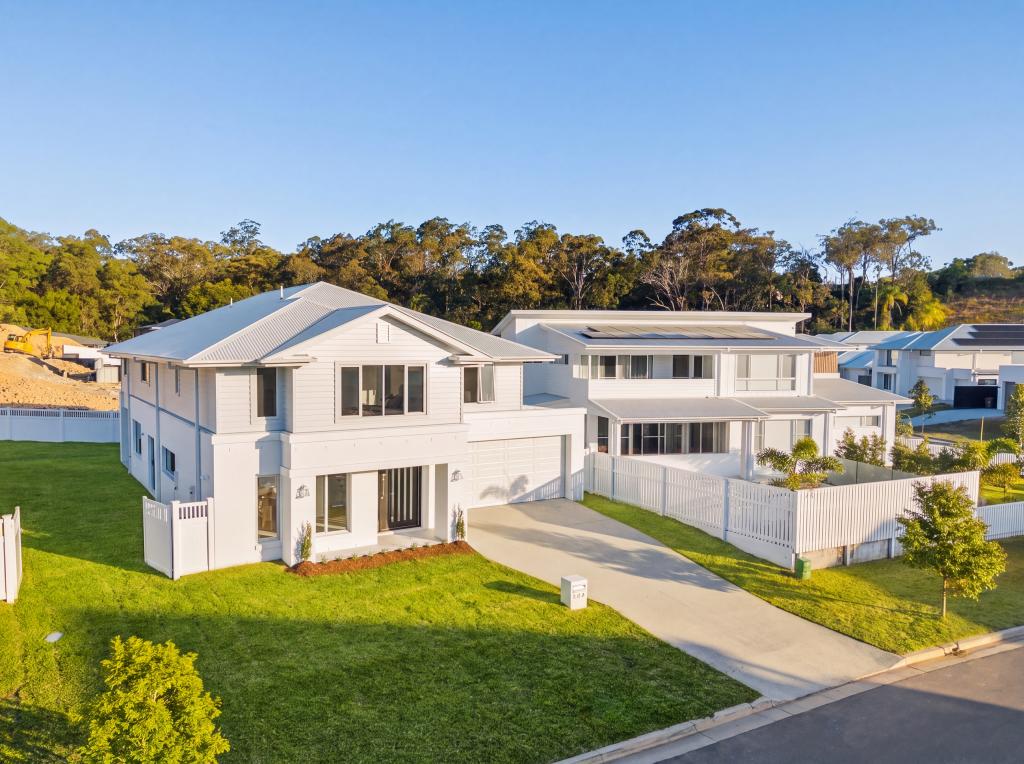 129 Cowell Dr, Burleigh Heads, QLD 4220