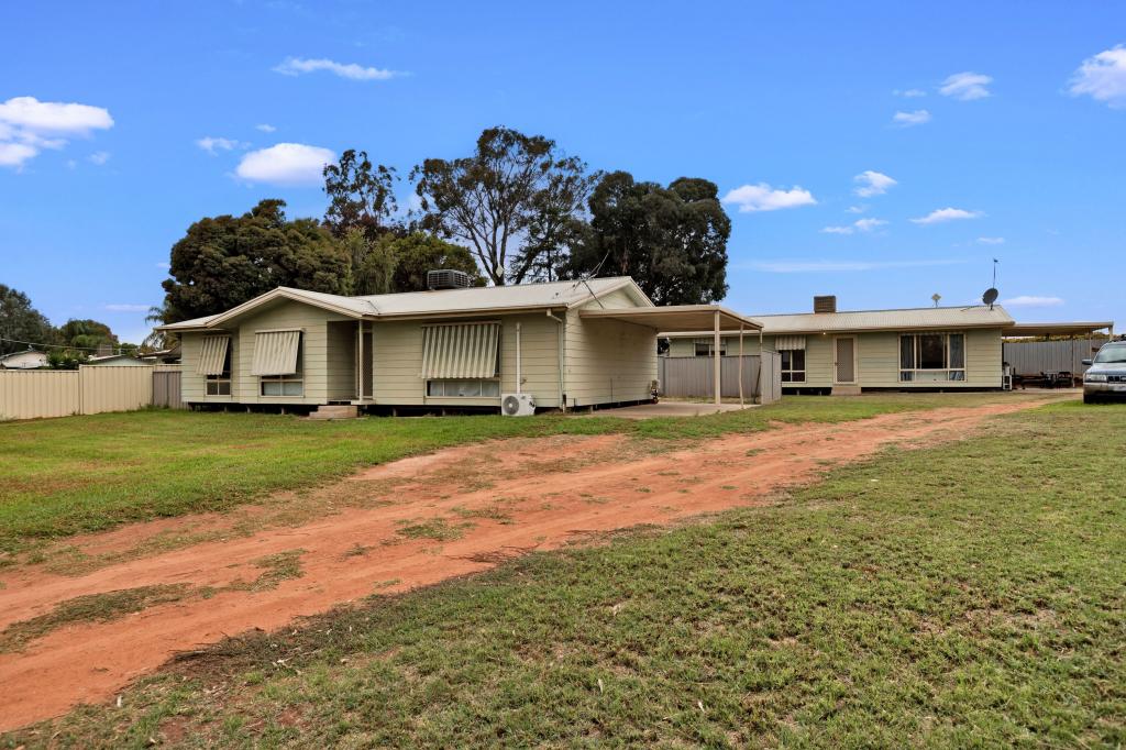 1378b Boonoonar Rd, Colignan, VIC 3494