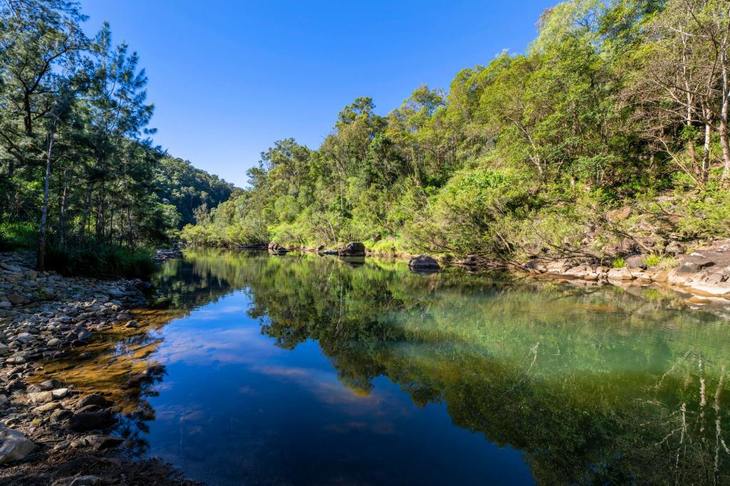 1142 Beaudesert-Nerang Rd, Clagiraba, QLD 4211