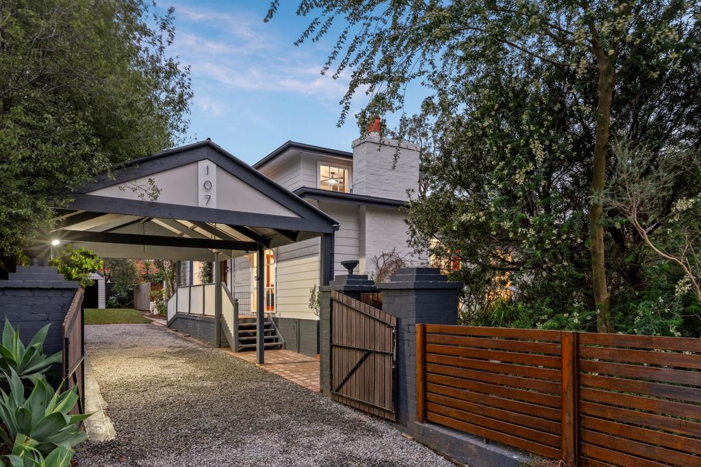 107 Lake Rd, Blackburn, VIC 3130