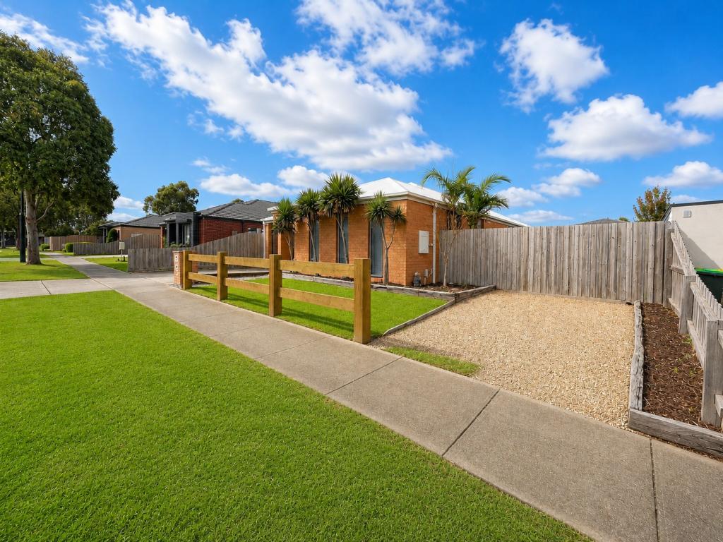 88 Oakbank Bvd, Whittlesea, VIC 3757
