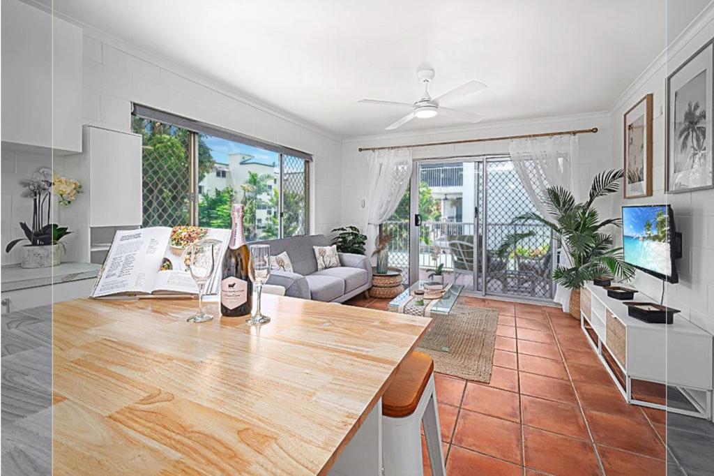 8/46 Moore St, Trinity Beach, QLD 4879