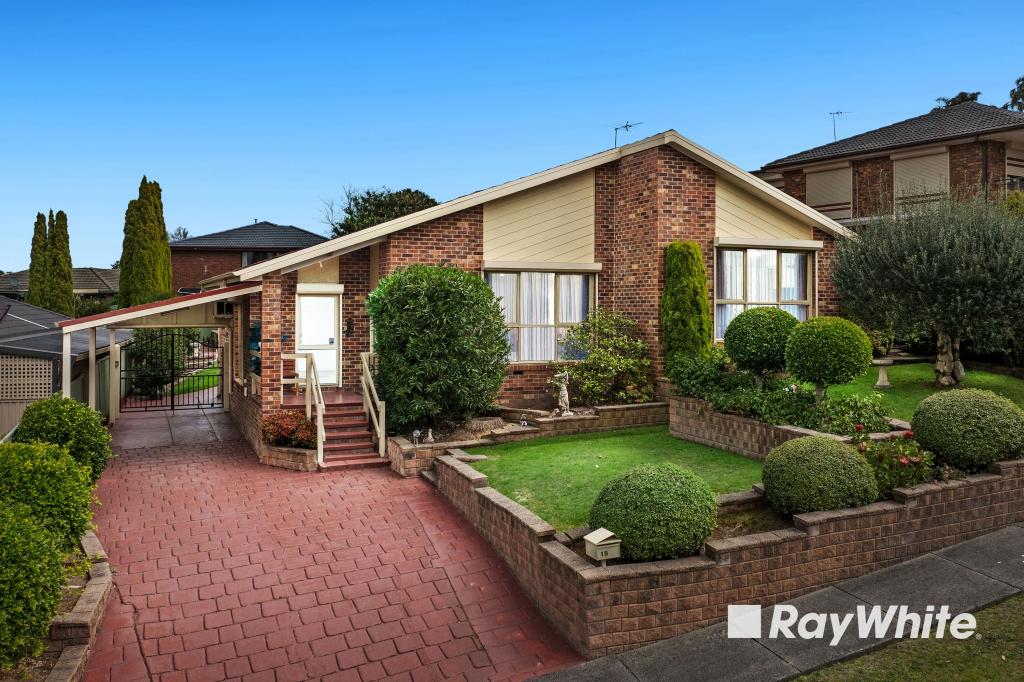 18 John Edgcumbe Way, Endeavour Hills, VIC 3802