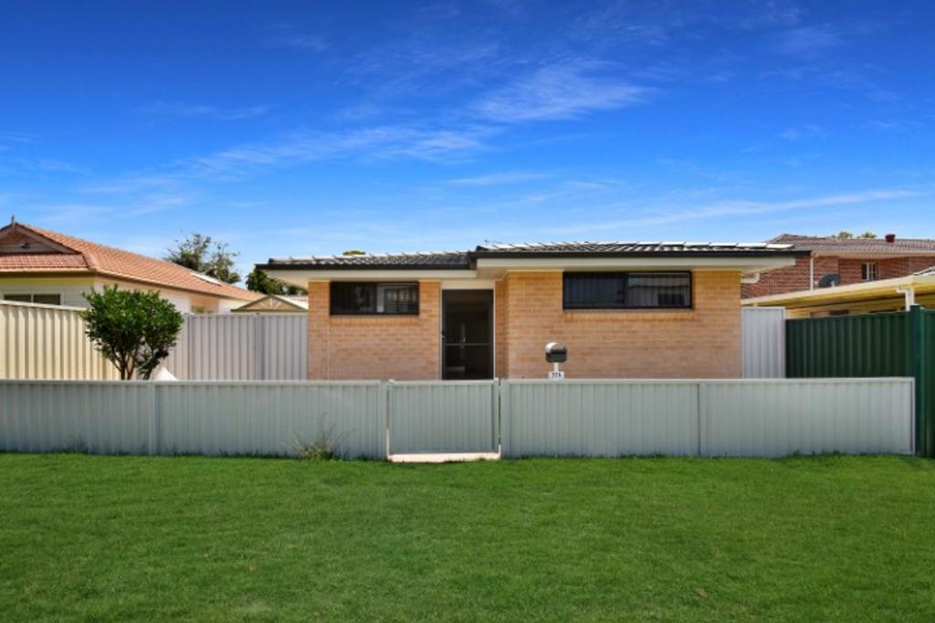 32a Woods Rd, Sefton, NSW 2162