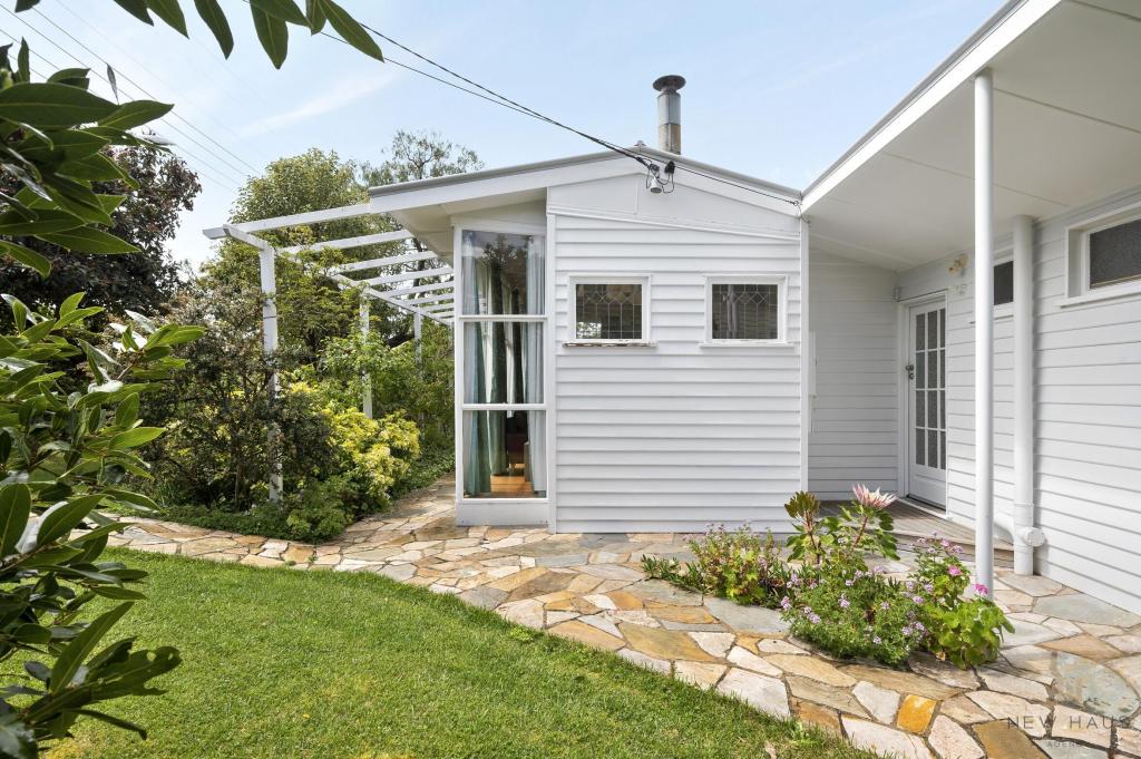 19 Meath Ave, Taroona, TAS 7053