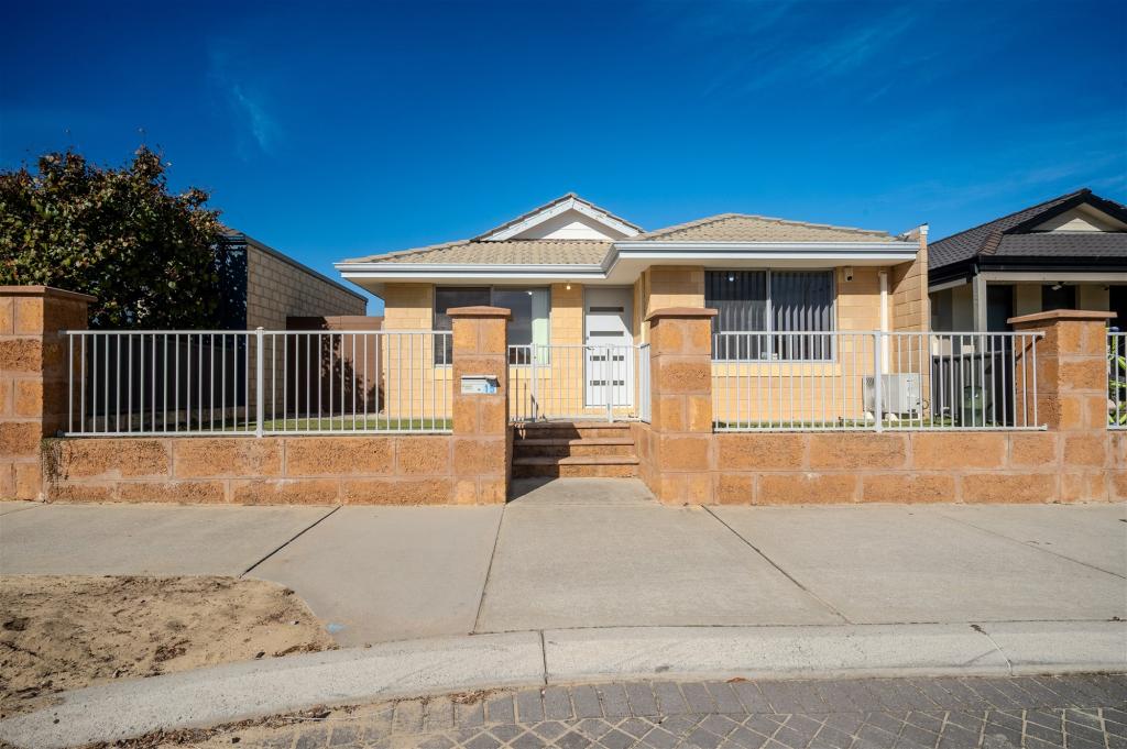 15 Splenders Ave, Banksia Grove, WA 6031