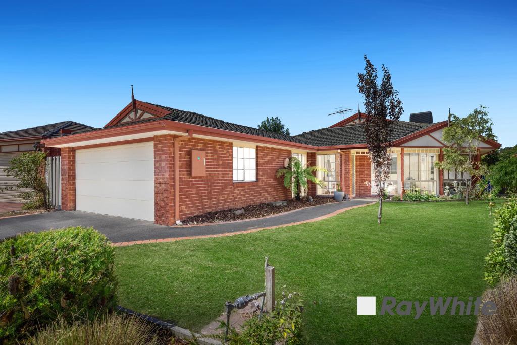 44 Cobblestone Ave, Narre Warren South, VIC 3805
