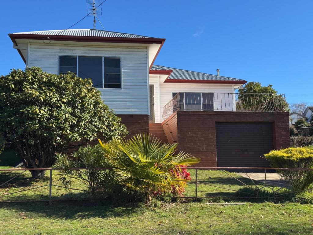 26 Coorabel Ave, Batlow, NSW 2730