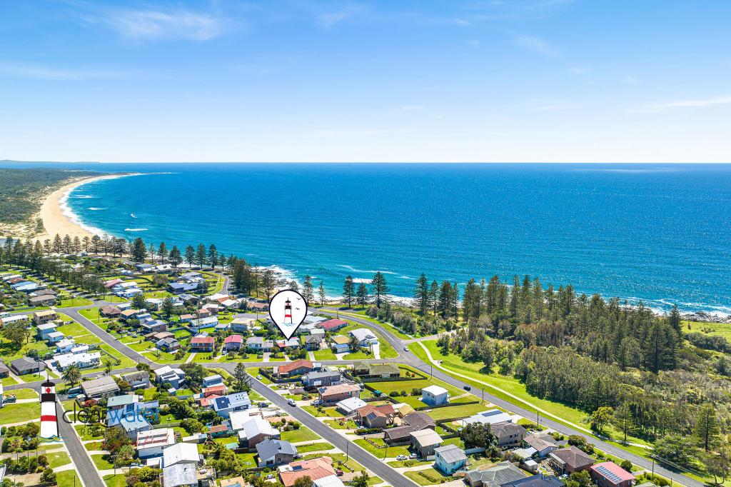 50 Beach St, Tuross Head, NSW 2537