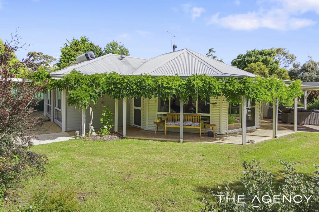 16 Chiltern Rd, Ocean Beach, WA 6333